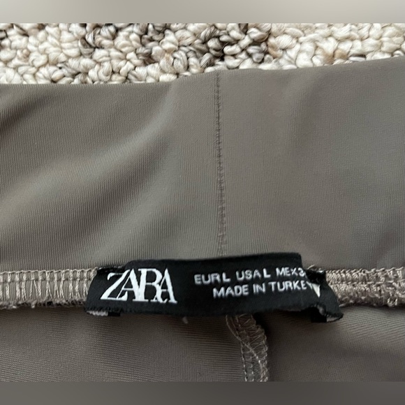 Zara Biking/Workout Shorts - Picture 5 of 6